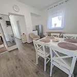 In 54826 Nyaraló *
