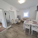 In 54826 Nyaraló Balatonmáriafürdő