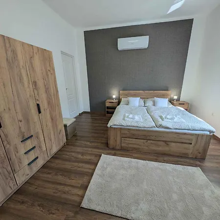 In Balatonmariafuerdo 54826 別荘