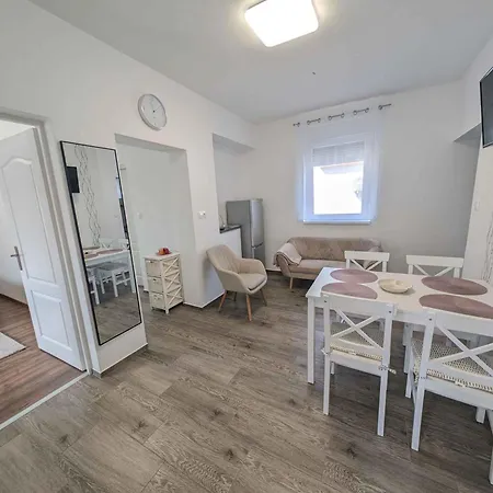 In 54826 Ferienhaus Balatonmáriafürdő