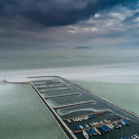 In 54826 Prázdninový dům Balatonmáriafürdő